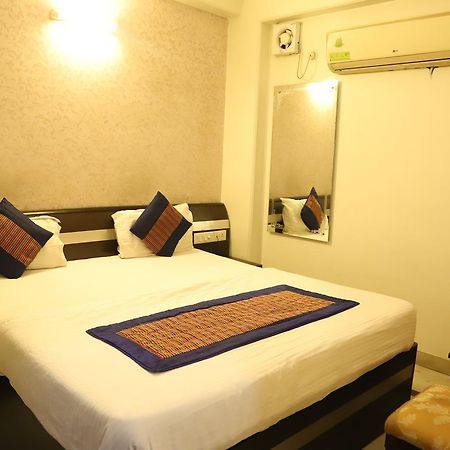 Airport Hotel Aerocity Inn New Delhi Buitenkant foto