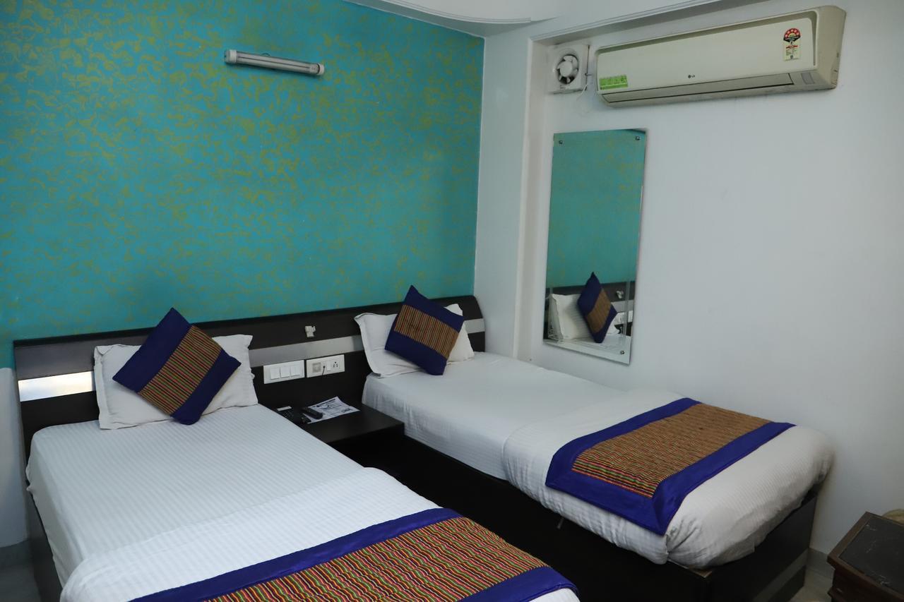 Airport Hotel Aerocity Inn New Delhi Buitenkant foto