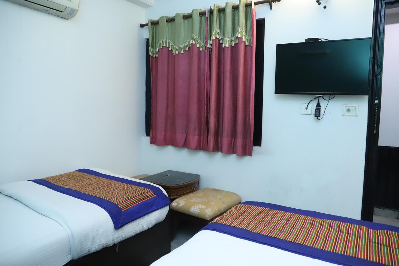 Airport Hotel Aerocity Inn New Delhi Buitenkant foto
