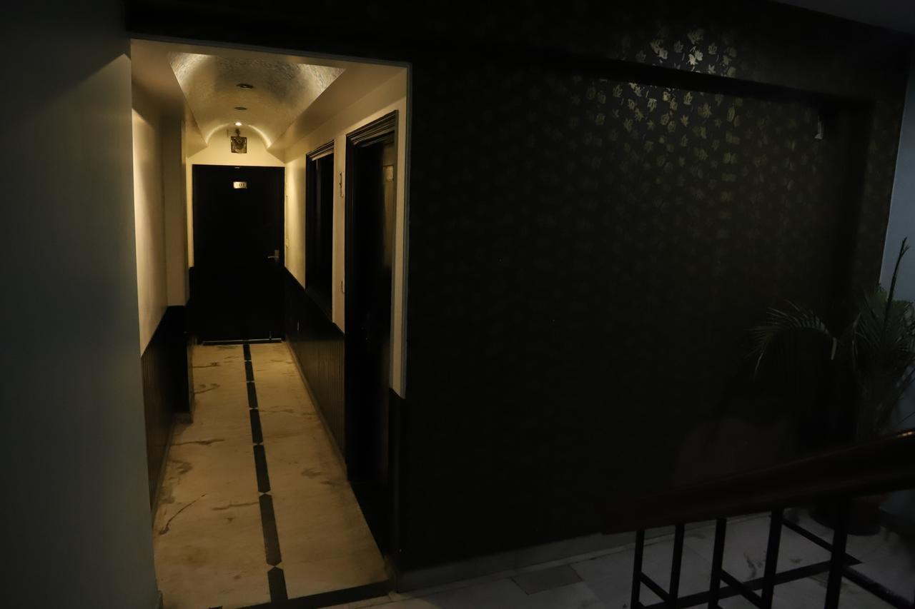 Airport Hotel Aerocity Inn New Delhi Buitenkant foto