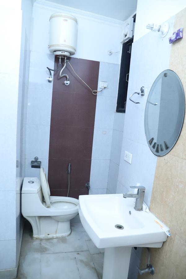 Airport Hotel Aerocity Inn New Delhi Buitenkant foto