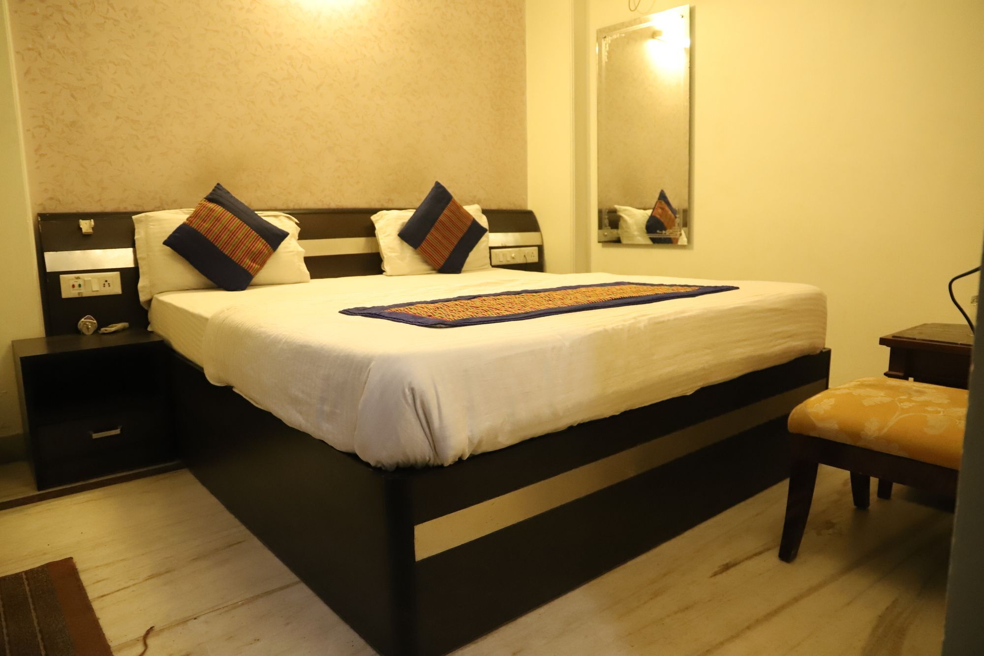 Airport Hotel Aerocity Inn New Delhi Buitenkant foto
